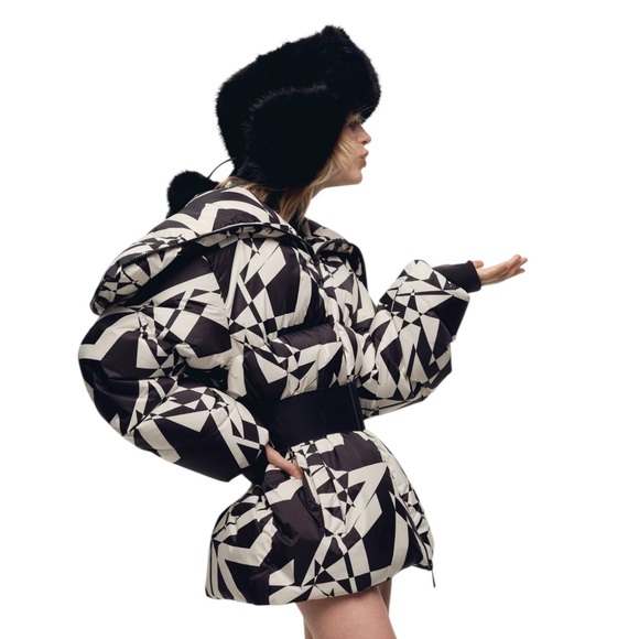 Perfect Moment x H&M NWT Belted Peplum Ski Jacket/Puffer in Sz M - Picture 2 of 14